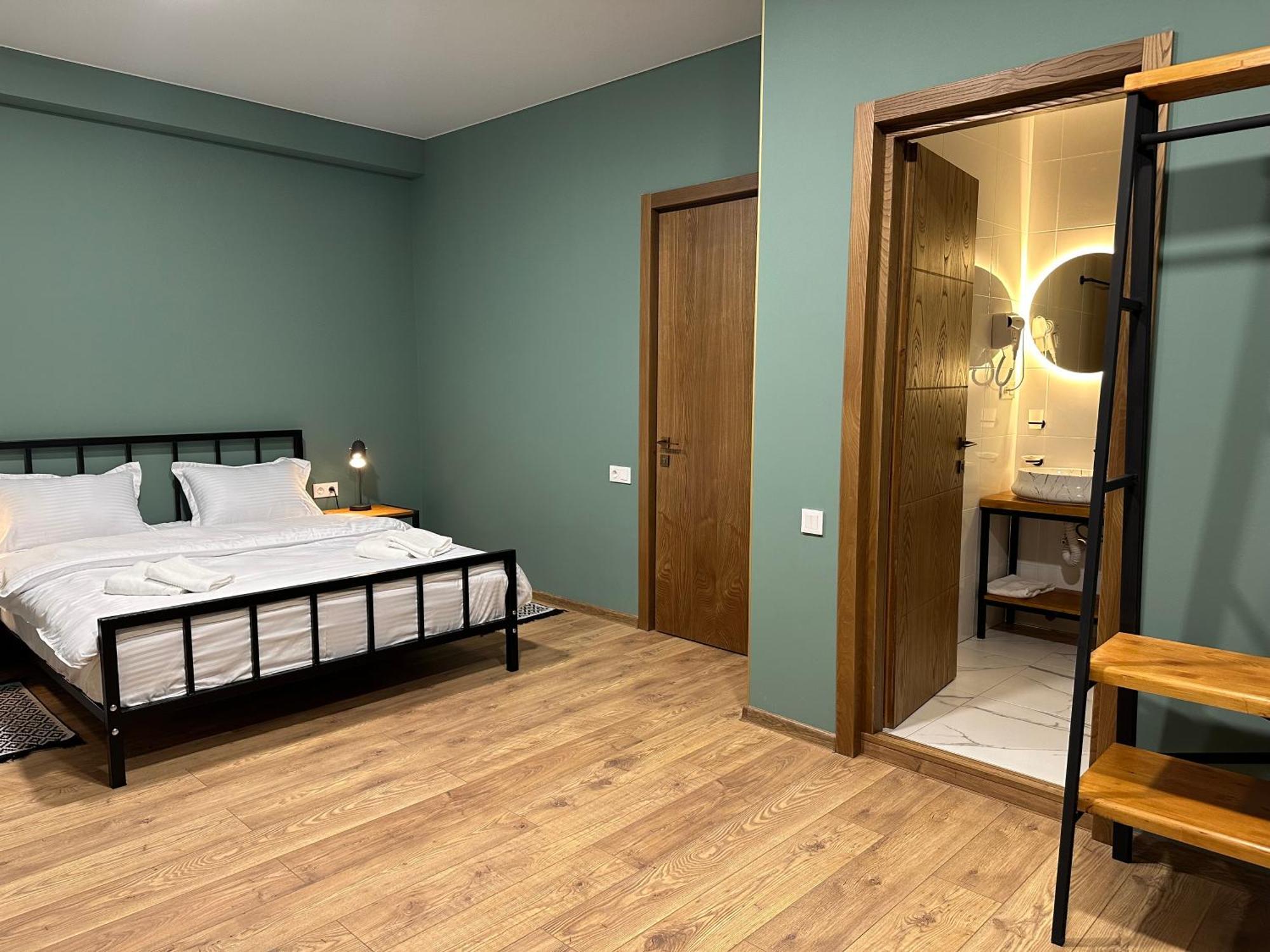 Hotel Mountime Kazbegi Exteriér fotografie